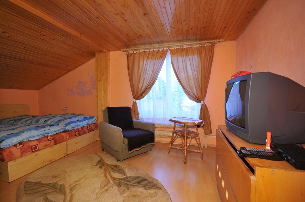 Hotel Privát Lujza Liptovská Osada Exterior foto